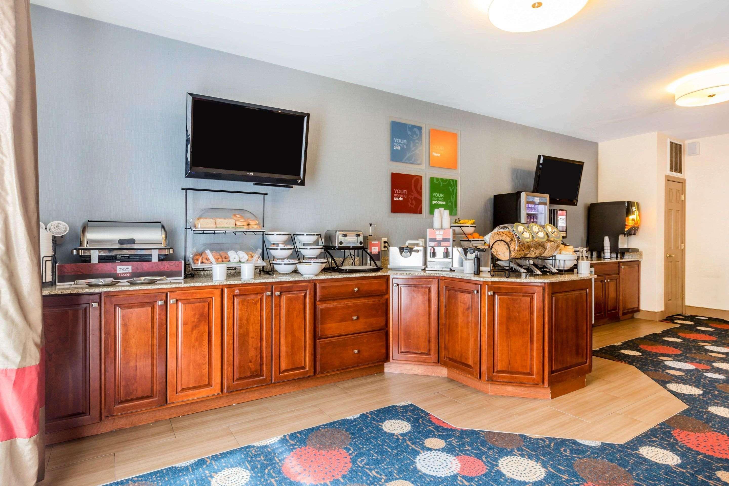 Comfort Inn & Suites Burlington Luaran gambar