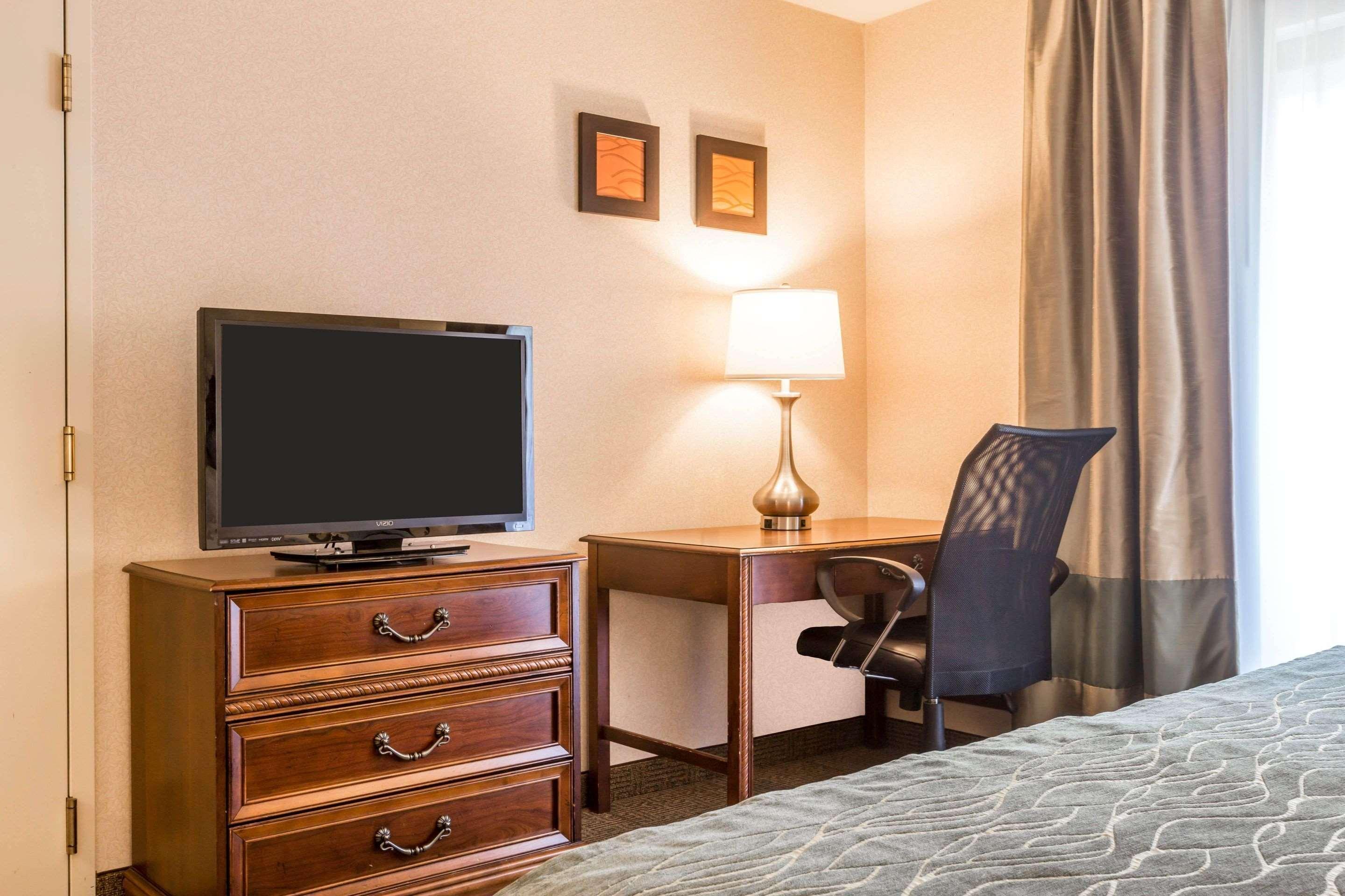 Comfort Inn & Suites Burlington Luaran gambar