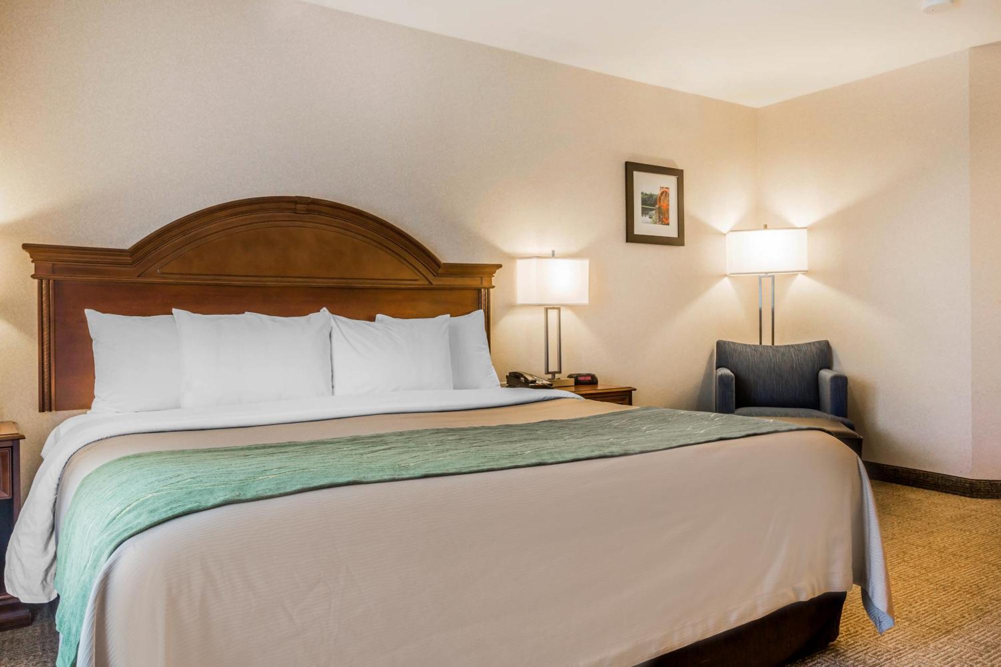 Comfort Inn & Suites Burlington Luaran gambar